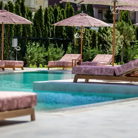 J'adore Secret Garden A&k Deluxe * Slantchev Briag