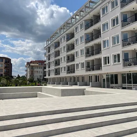 J'adore Secret Garden A&k Deluxe Apartment Sunny Beach