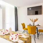 J'adore Secret Garden A&k Deluxe Apartment *